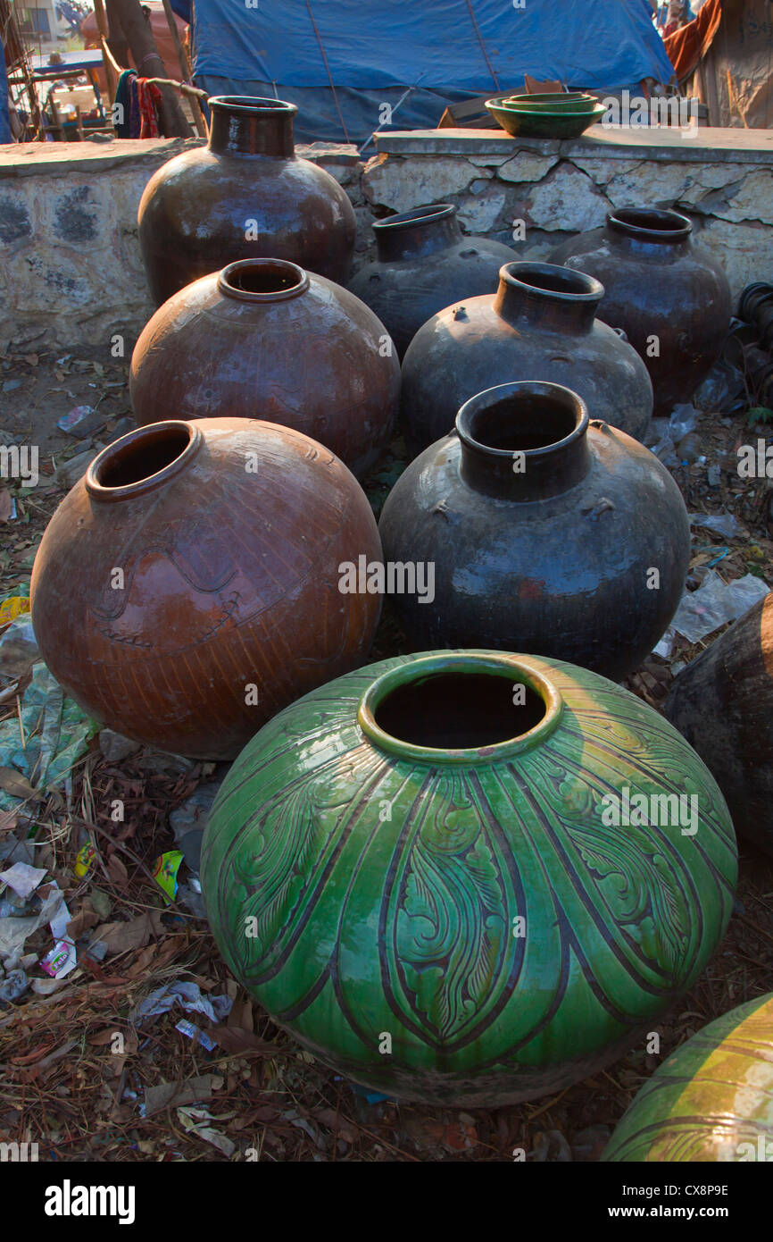 Water vessels hires stock photography and images Alamy