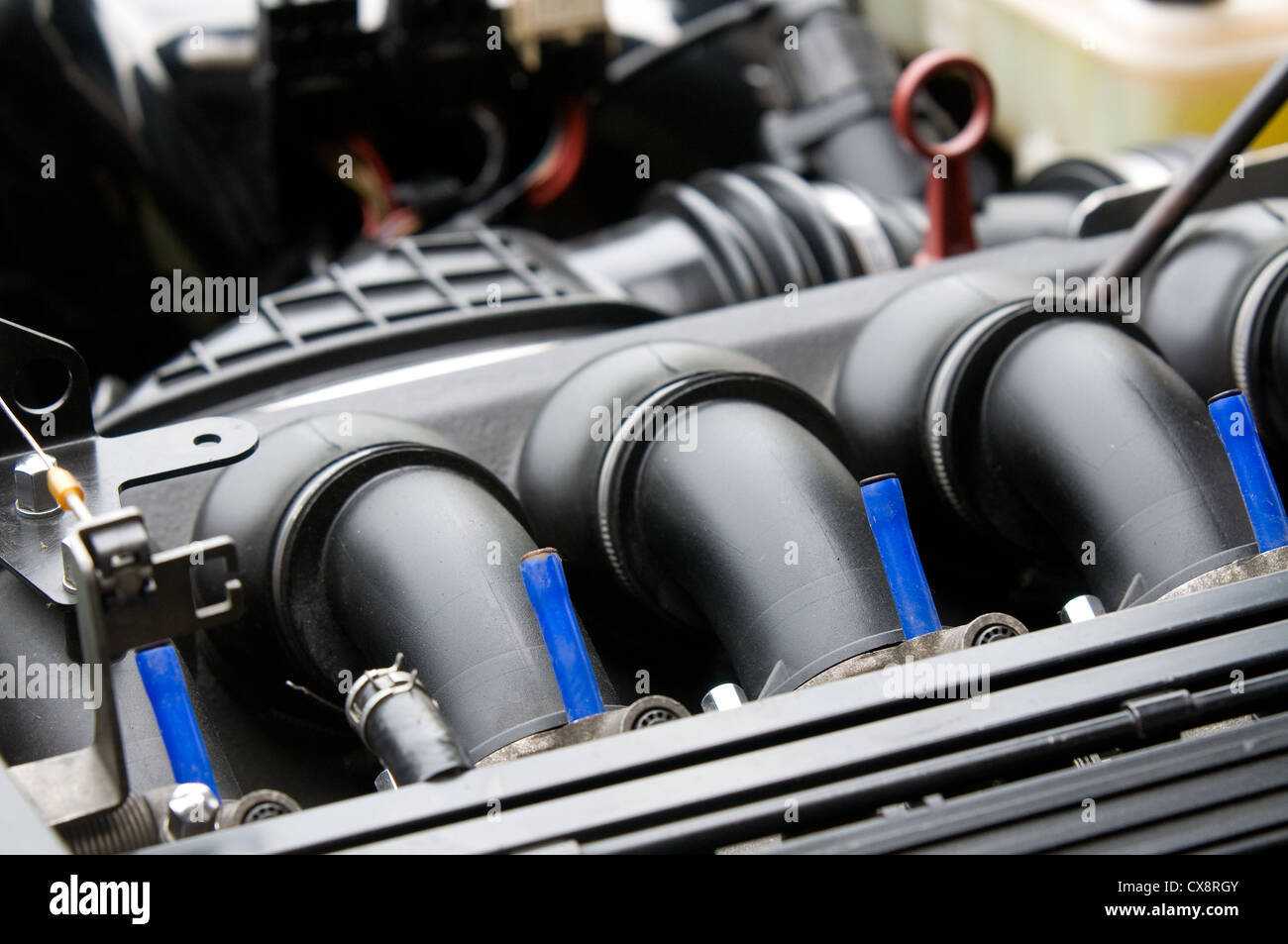 Intake manifold hires stock photography and images Alamy