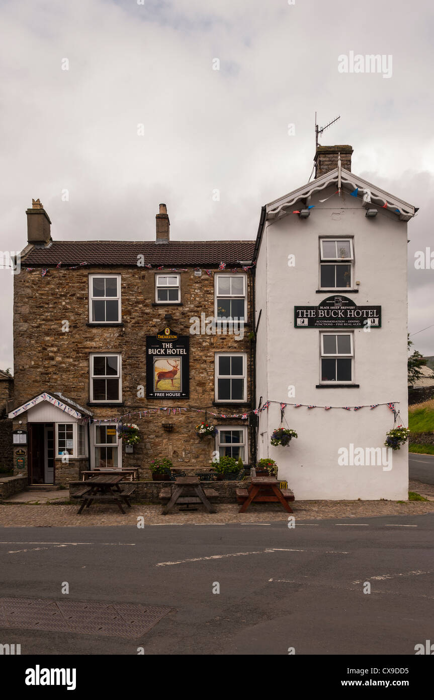 The Buck Hotel in the village of Reeth in Swaledale in North Yorkshire, England, Britain, Uk Stock Photo