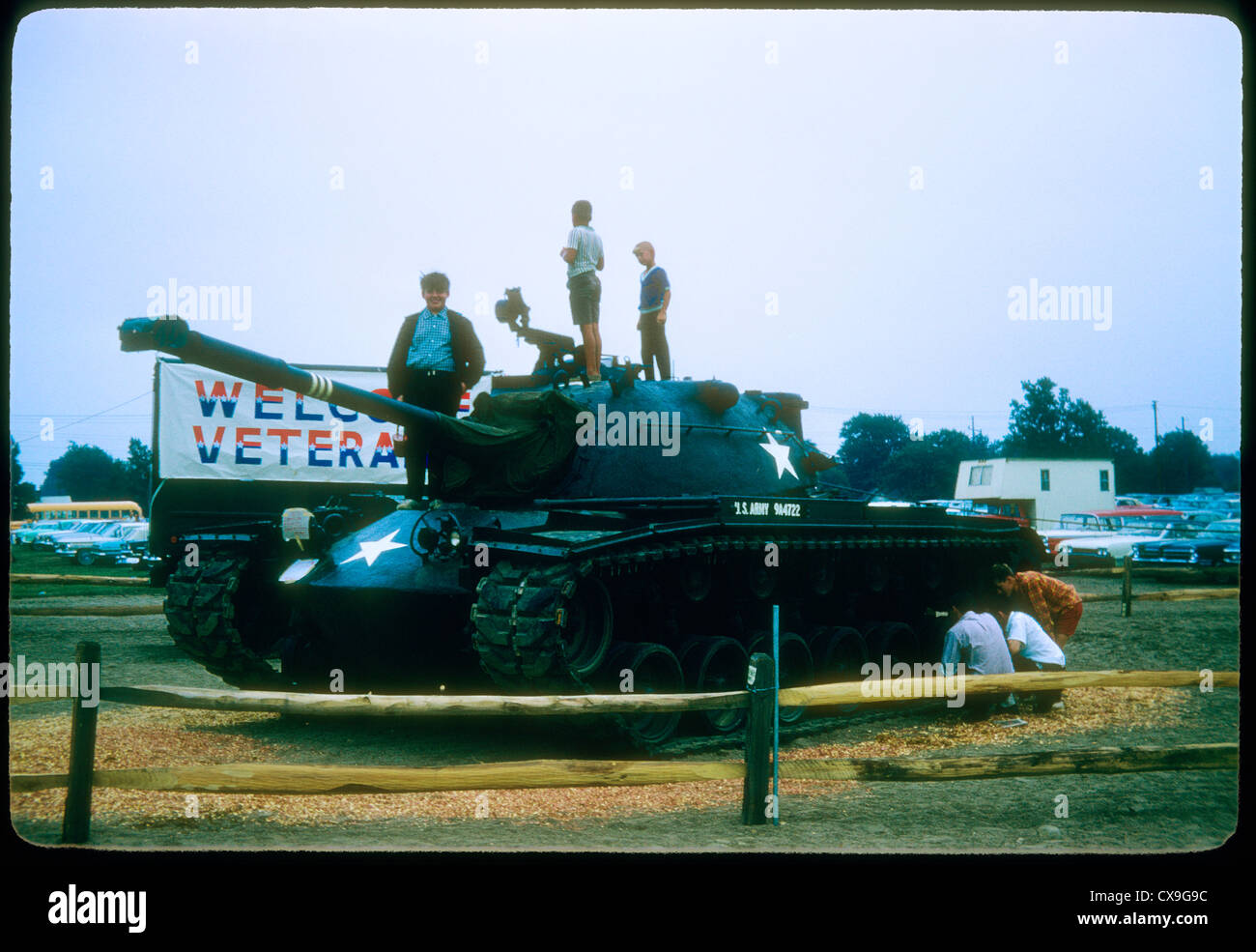 Do markets close on veterans day