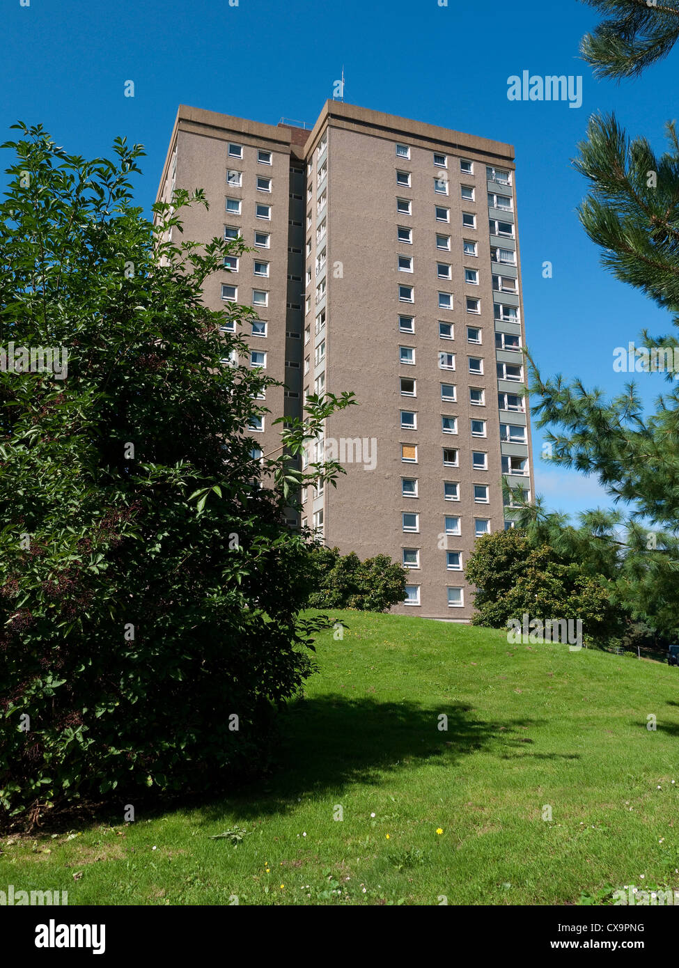 local authority, low cost urban housing, tower block, norwich, norfolk, england Stock Photo