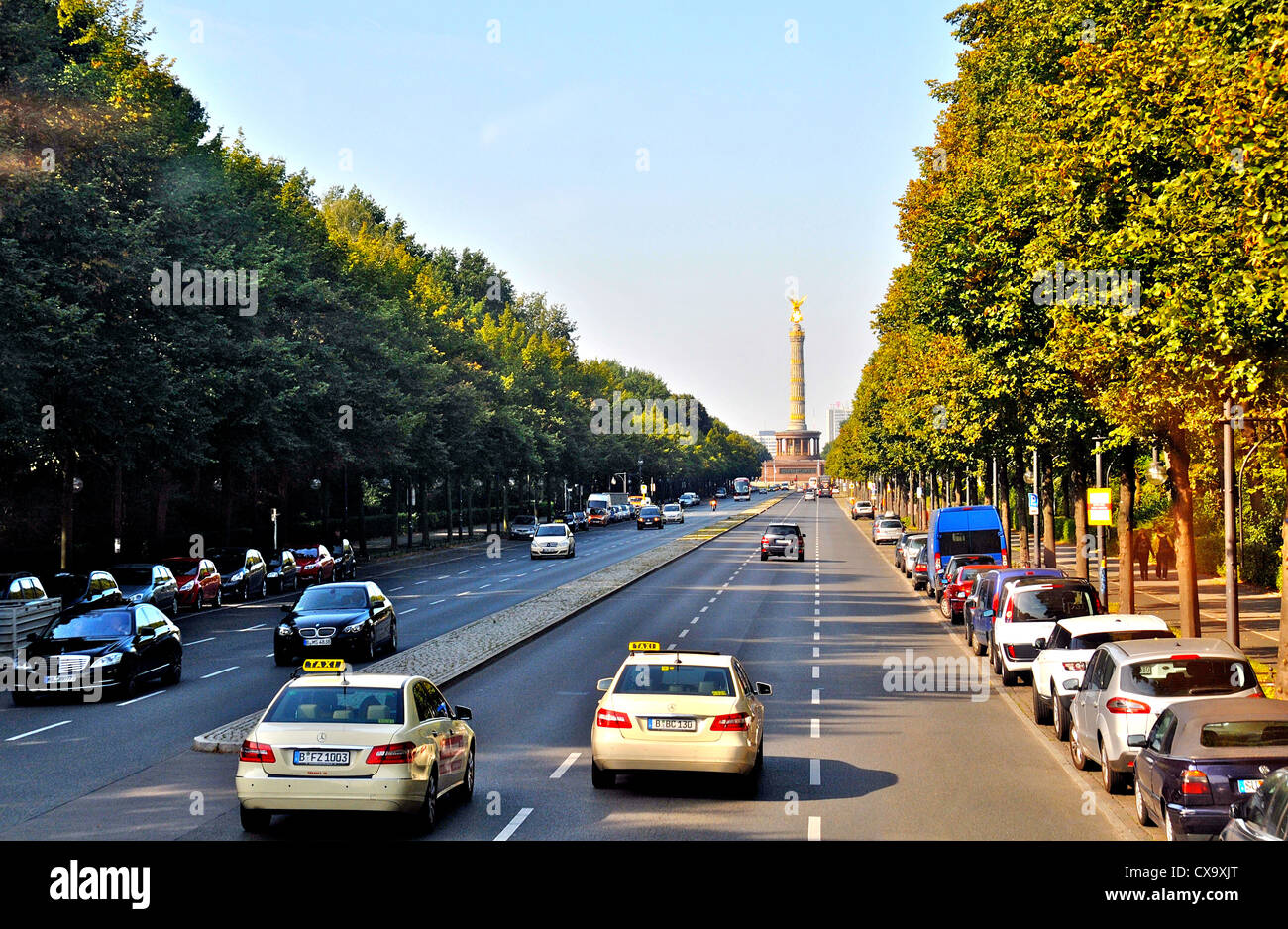 Berlin germany street scene hi-res stock photography and images - Alamy
