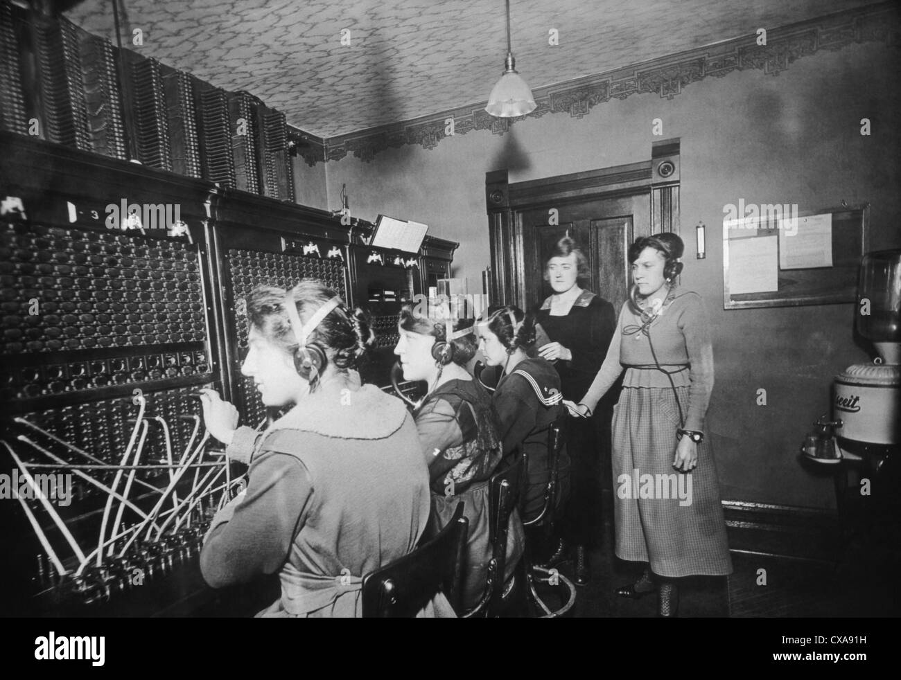 Telephone Switchboard Operators, 1918 Stock Photo