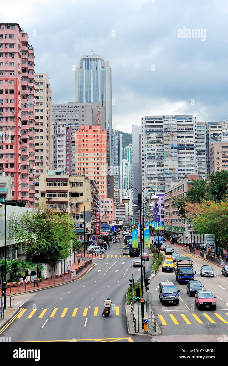 Street view with traffic Stock Photo - Alamy
