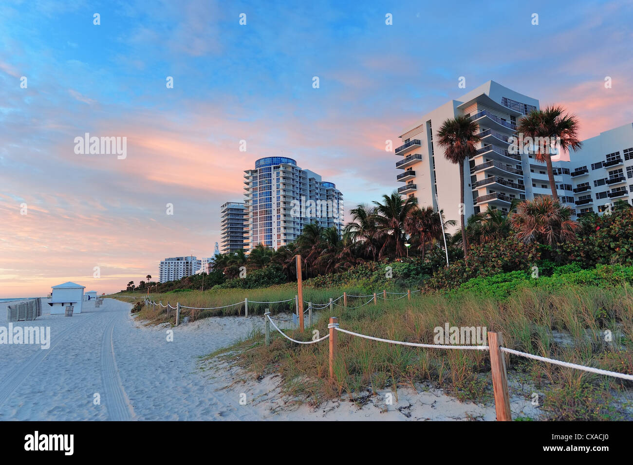 Miami Beach ocean view at sunset Stock Photo - Alamy