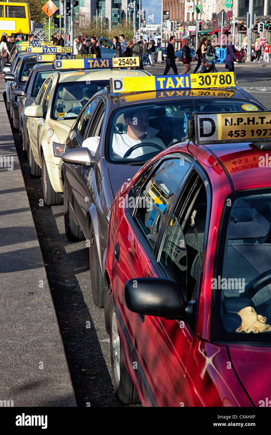 Taxi in ireland hires stock photography and images Alamy