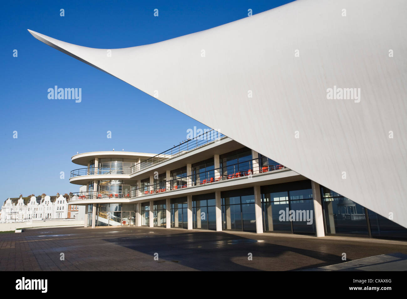 de-la-warr-pavilion-bexhill-on-sea-east-sussex-england-united