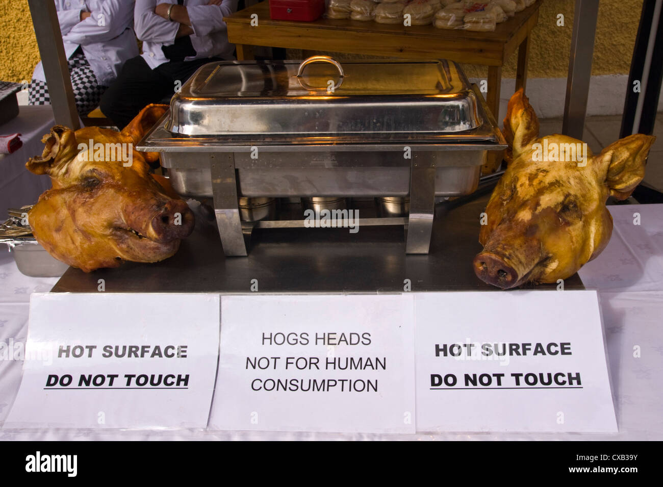 Hogs head on stall at Abergavenny Food Festival Stock Photo Alamy
