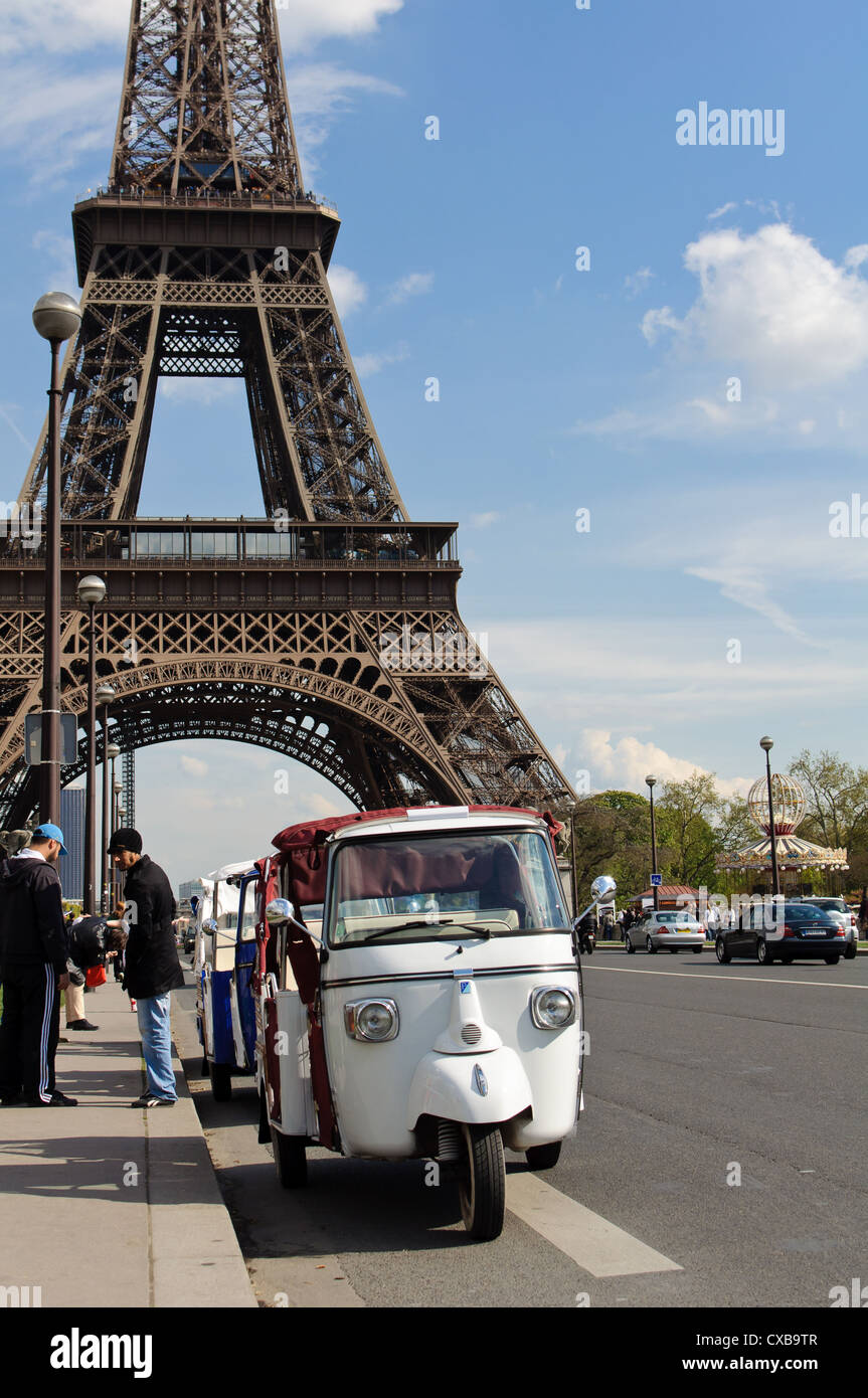 Van transportation for tourists in Paris Stock Photo Alamy