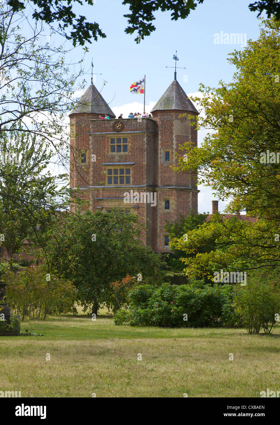 Elizabethan Tower at Sissinghurst Castle, Sissinghurst, Kent, England, United Kingdom, Europe Stock Photo