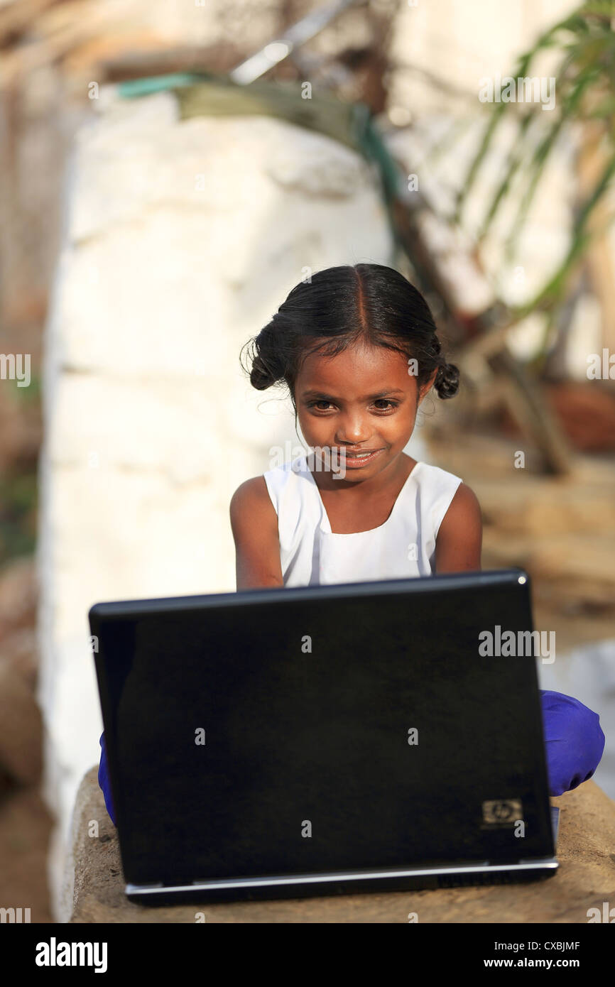 Indian rural child girl computer hi-res stock photography and images ...
