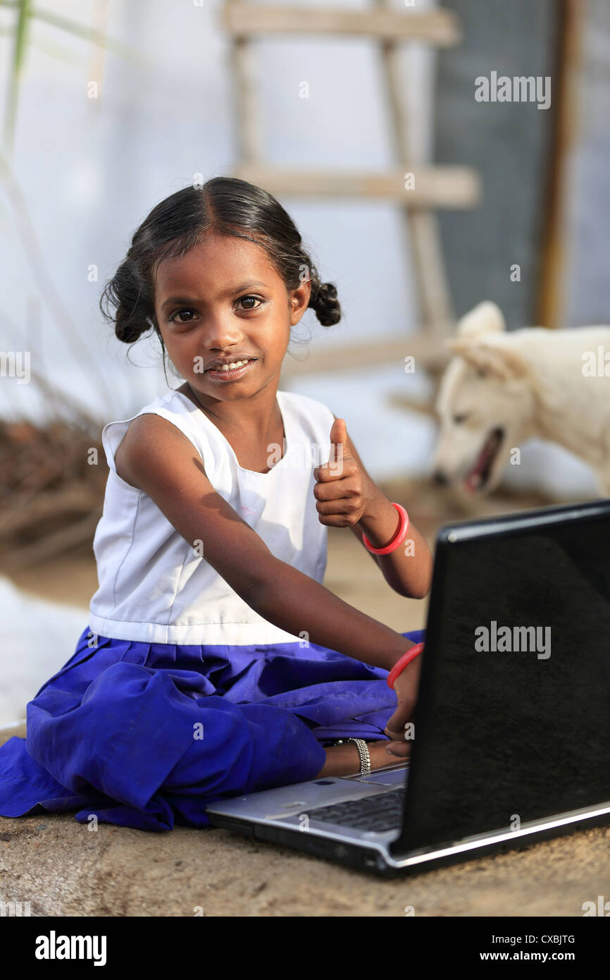 Indian rural child girl computer hi-res stock photography and images ...