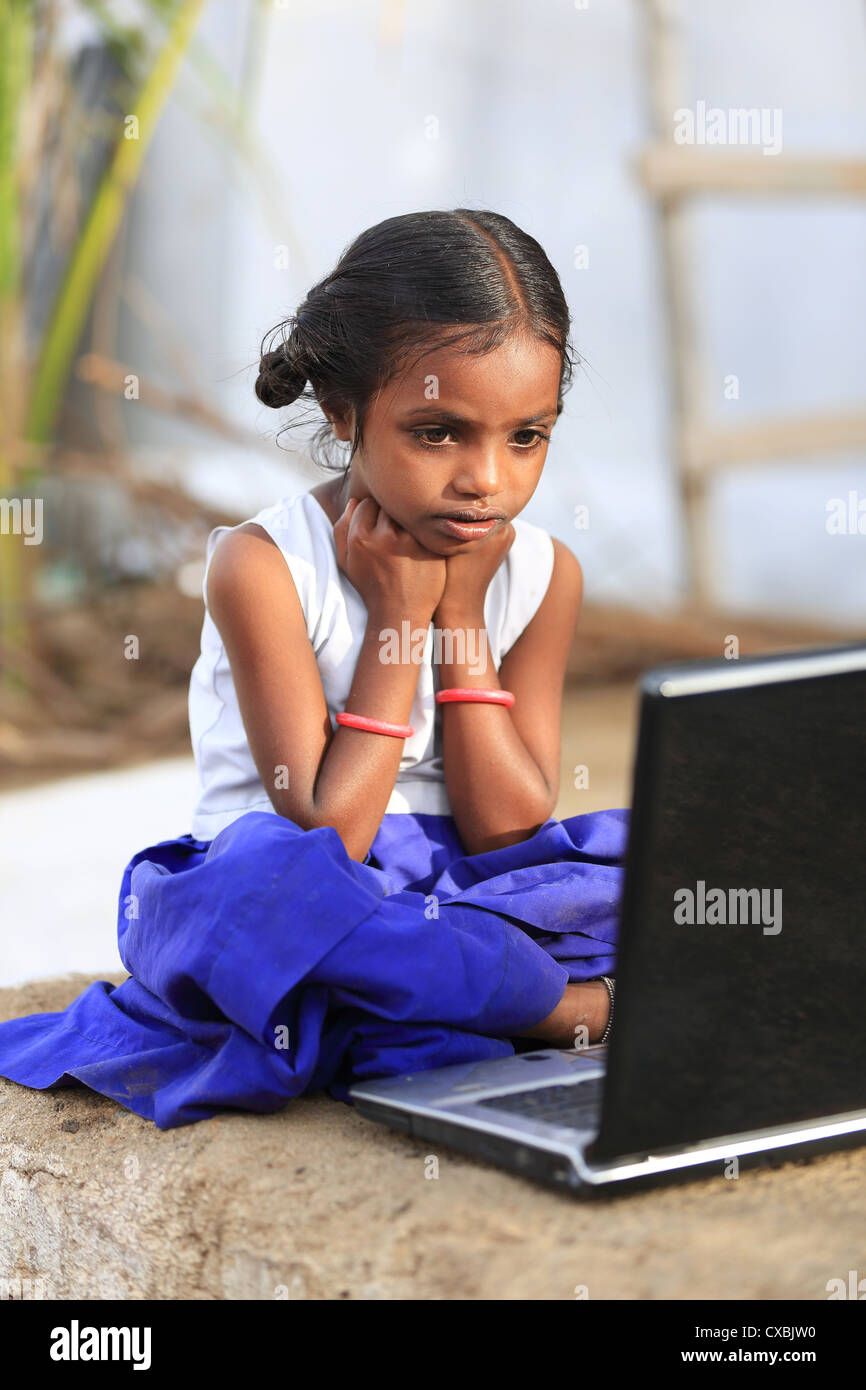 Indian rural child girl computer hi-res stock photography and images ...