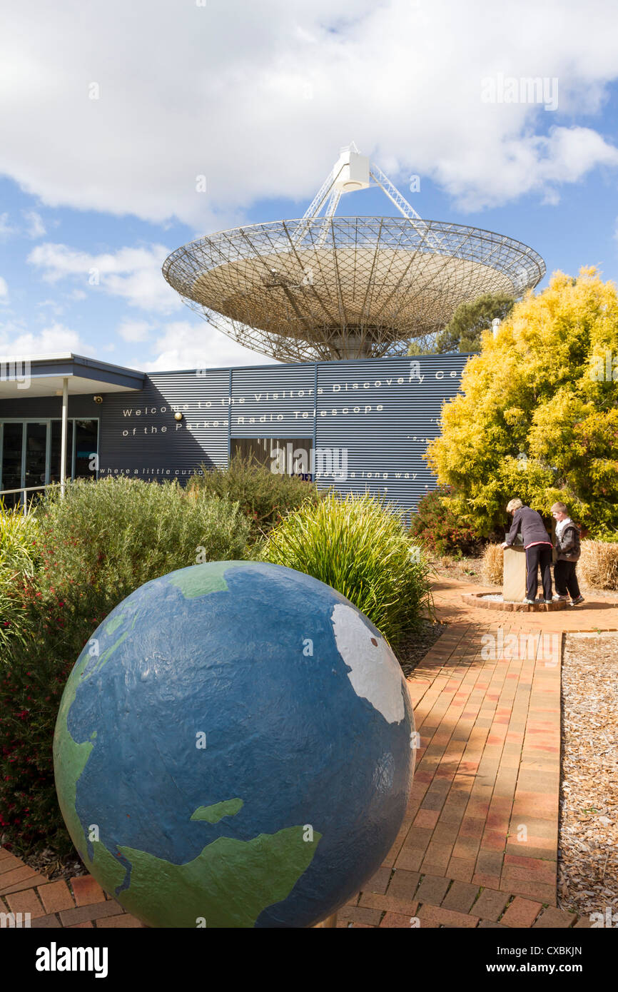 Parkes telescope hires stock photography and images Alamy