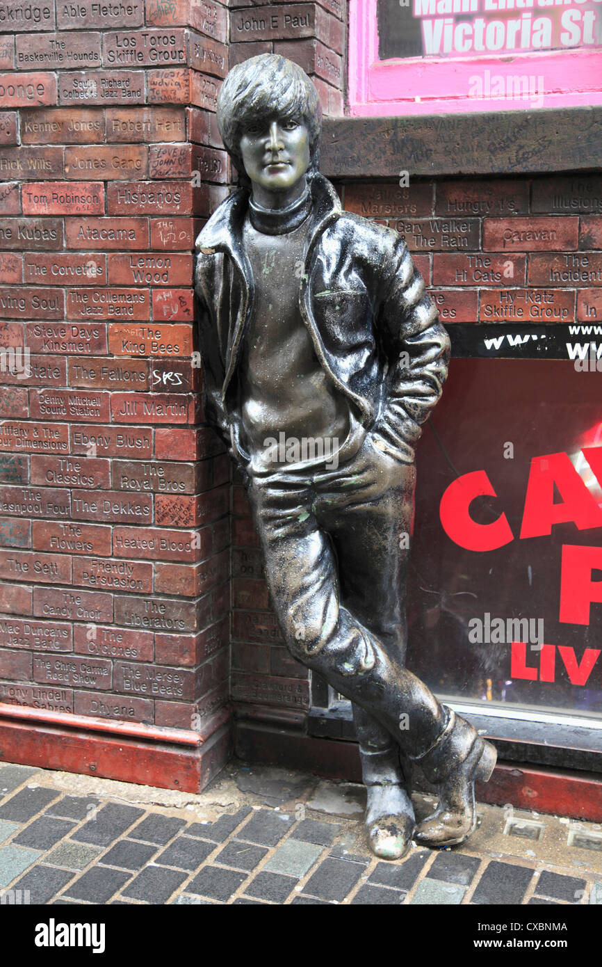 John Lennon sculpture, Mathew Street, Liverpool, Merseyside, England