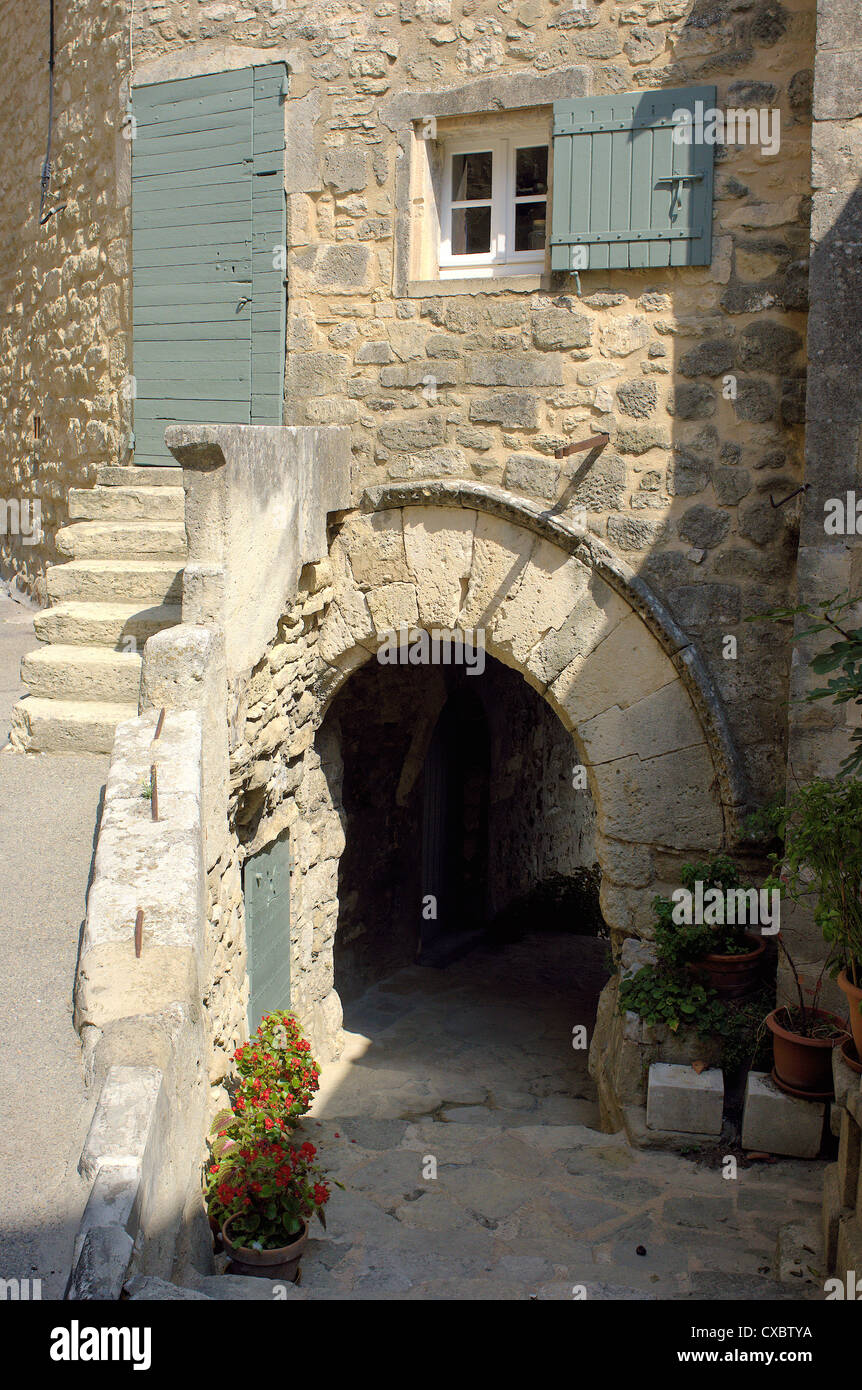 Provencal house quiet safe peaceful Provence France Stock Photo Alamy