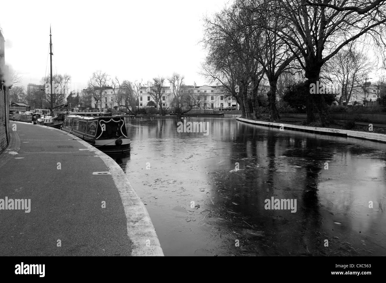 Bank of venice Black and White Stock Photos & Images Alamy Bank of venice Black and White Stock Photos & Images Alamy