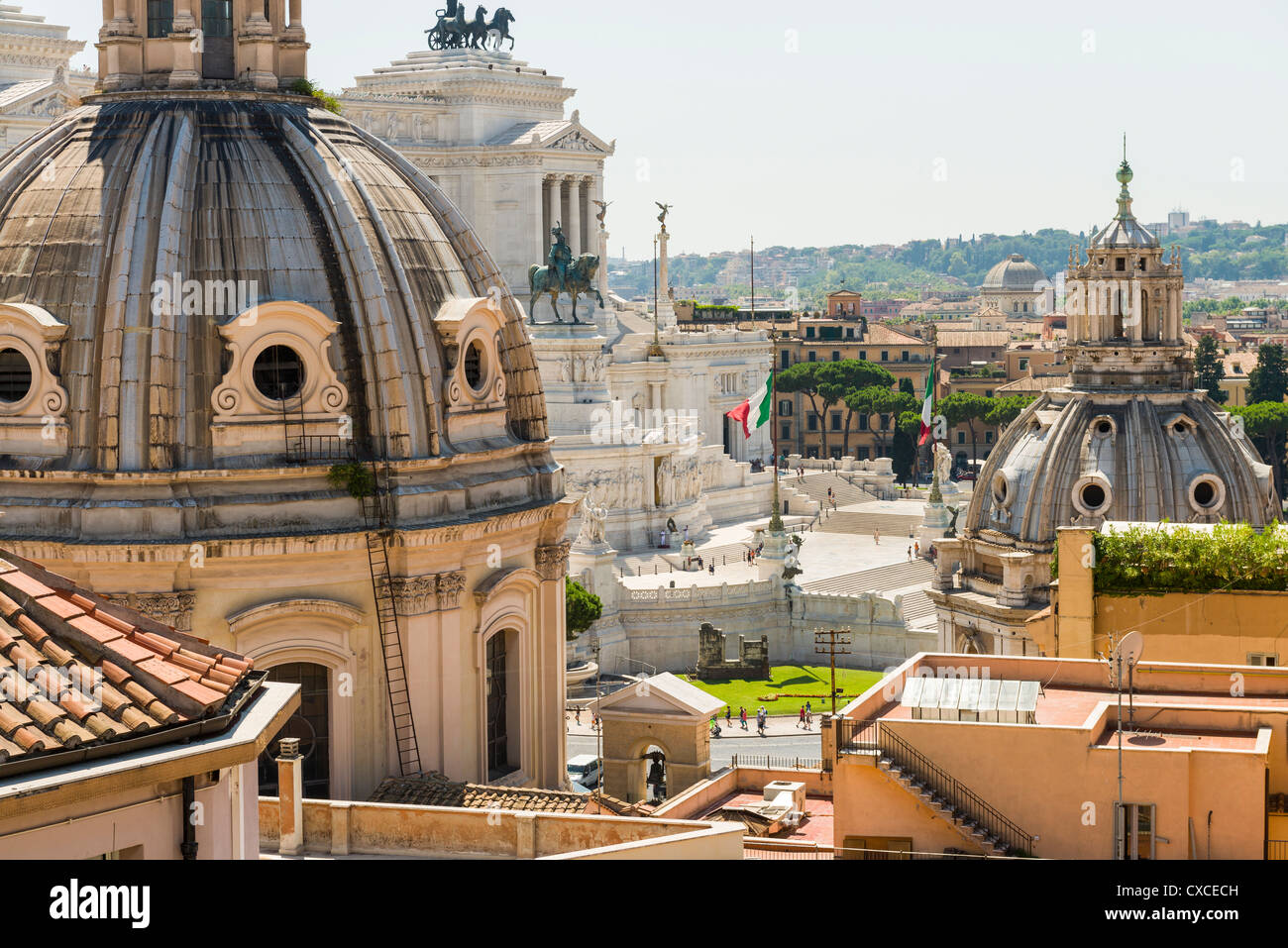 Monument to Vittorio Emanuele II from roof top, Rome, Roma, Italy
