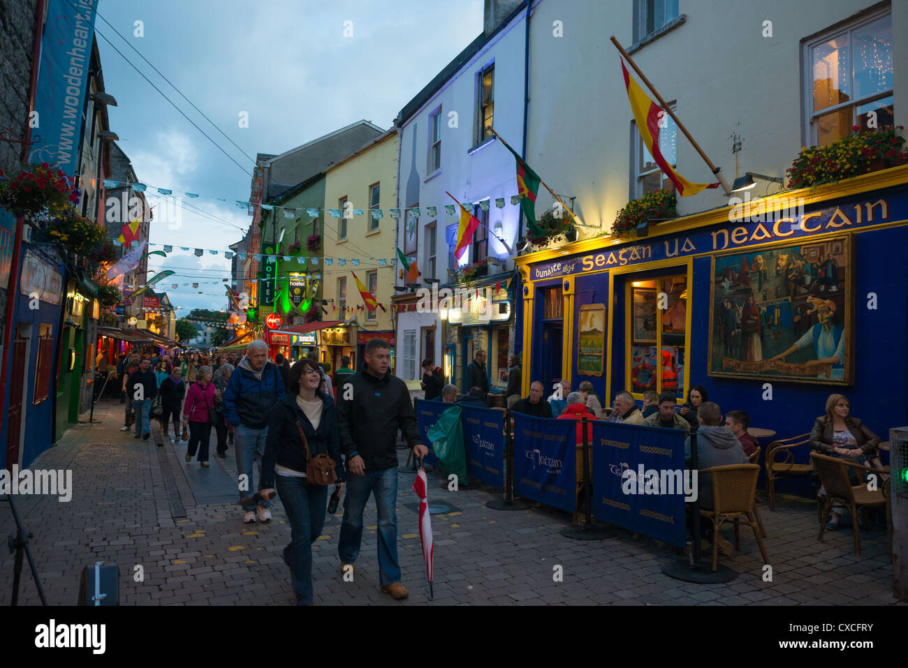 Located in the heart of Galways famous medieval Latin Quarter, my home is the perfect place for the intrepid traveller Galway, Ireland Select check-in date. Chic room in the heart of the Latin Quarter - Flats for Rent in