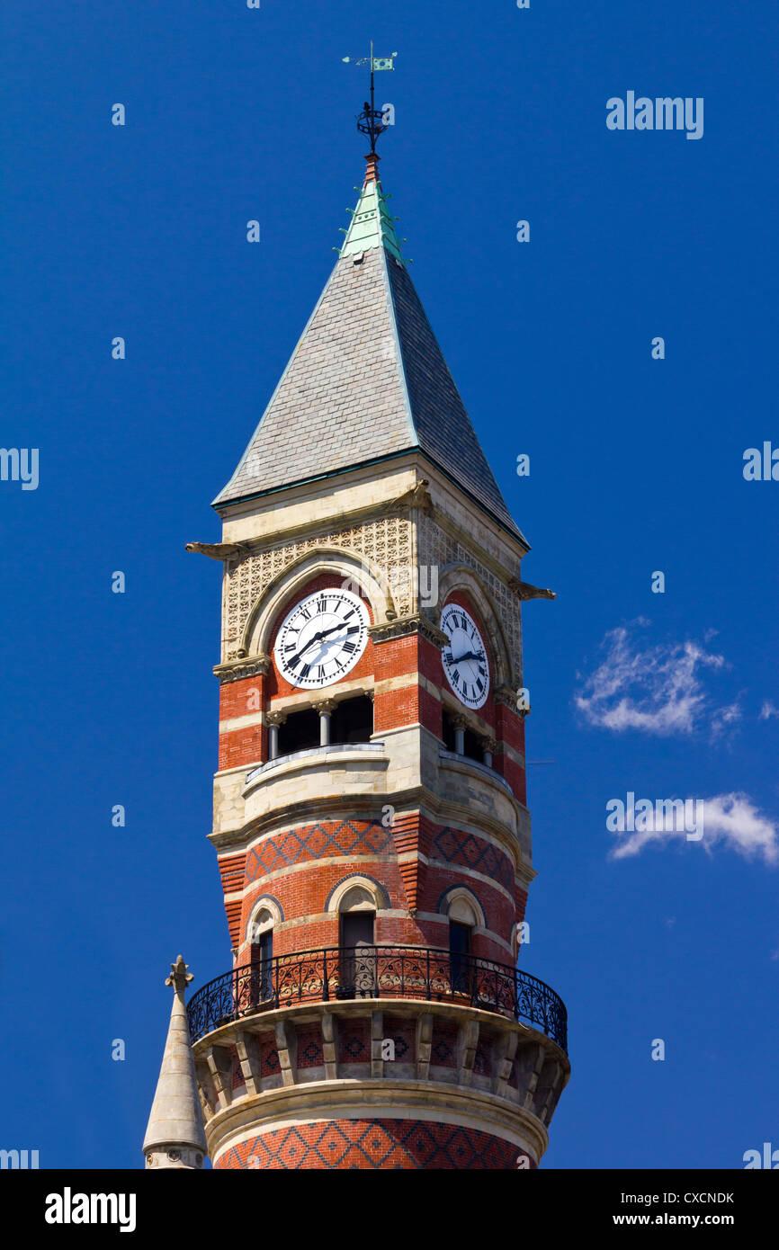 Clock tower weathervane hires stock photography and images Alamy