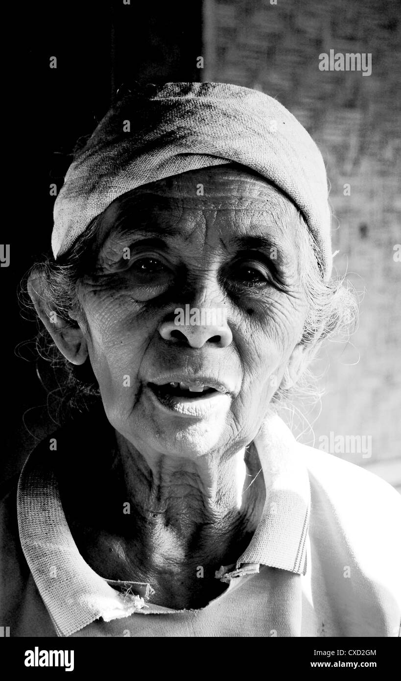 Old woman Black and White Stock Photos & Images - Alamy