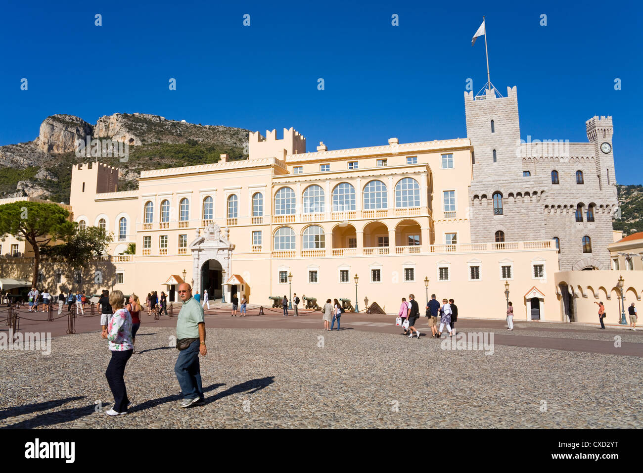 A tourist shop sells Monaco Grand Prix souvenir caps. (Photo by Dinendra  Haria / SOPA Images/Sipa USA Stock Photo - Alamy