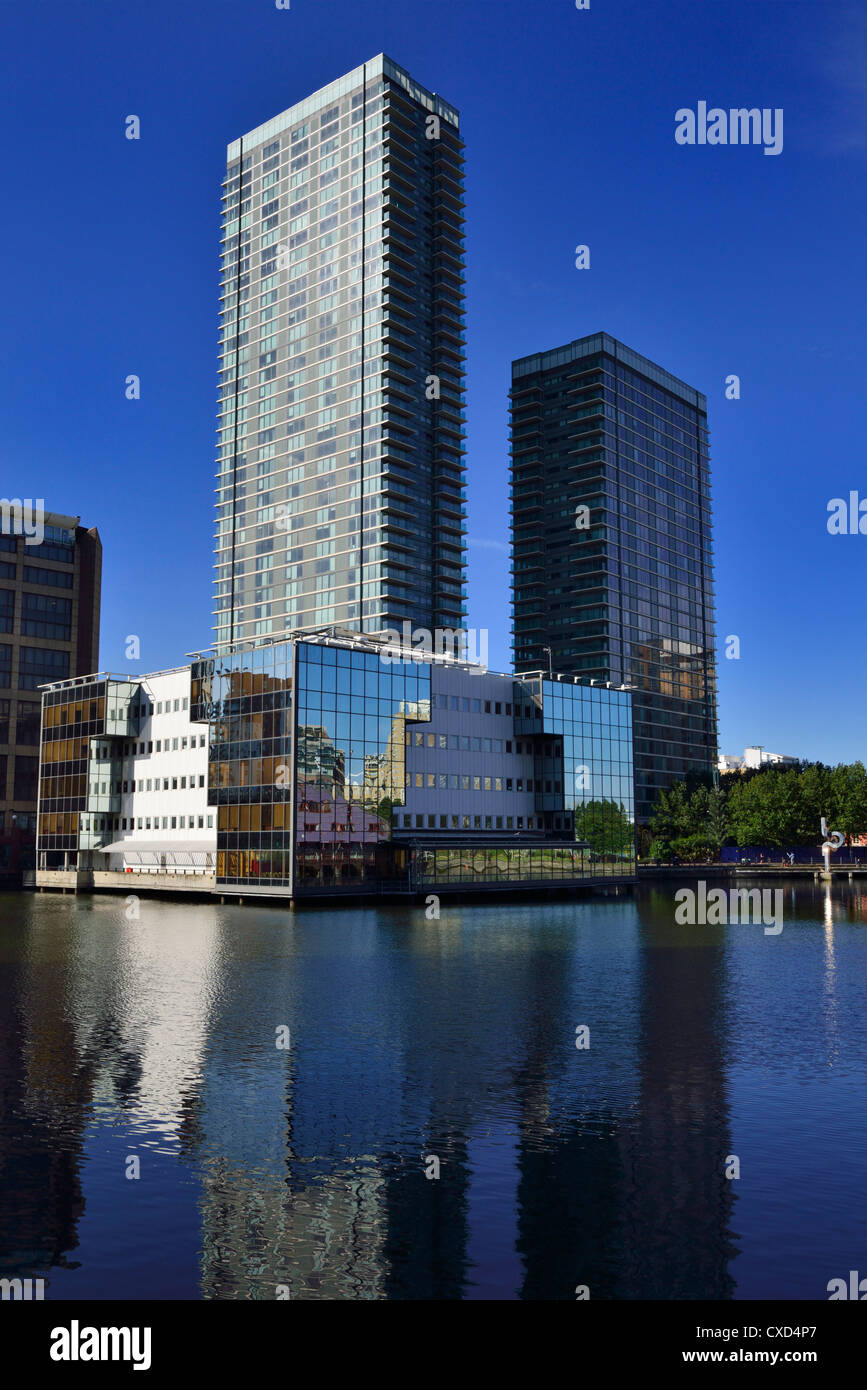 161 Marsh Wall, Landmark residential towers, Docklands, London E14 9SQ, United Kingdom Stock Photo