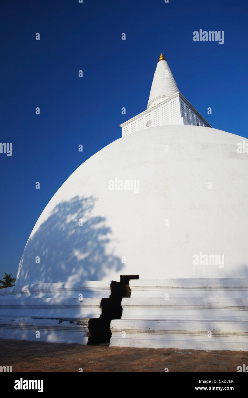 Mirisavatiya Dagoba, Anuradhapura, UNESCO World Heritage Site, North Central Province, Sri Lanka, Asia Stock Photo