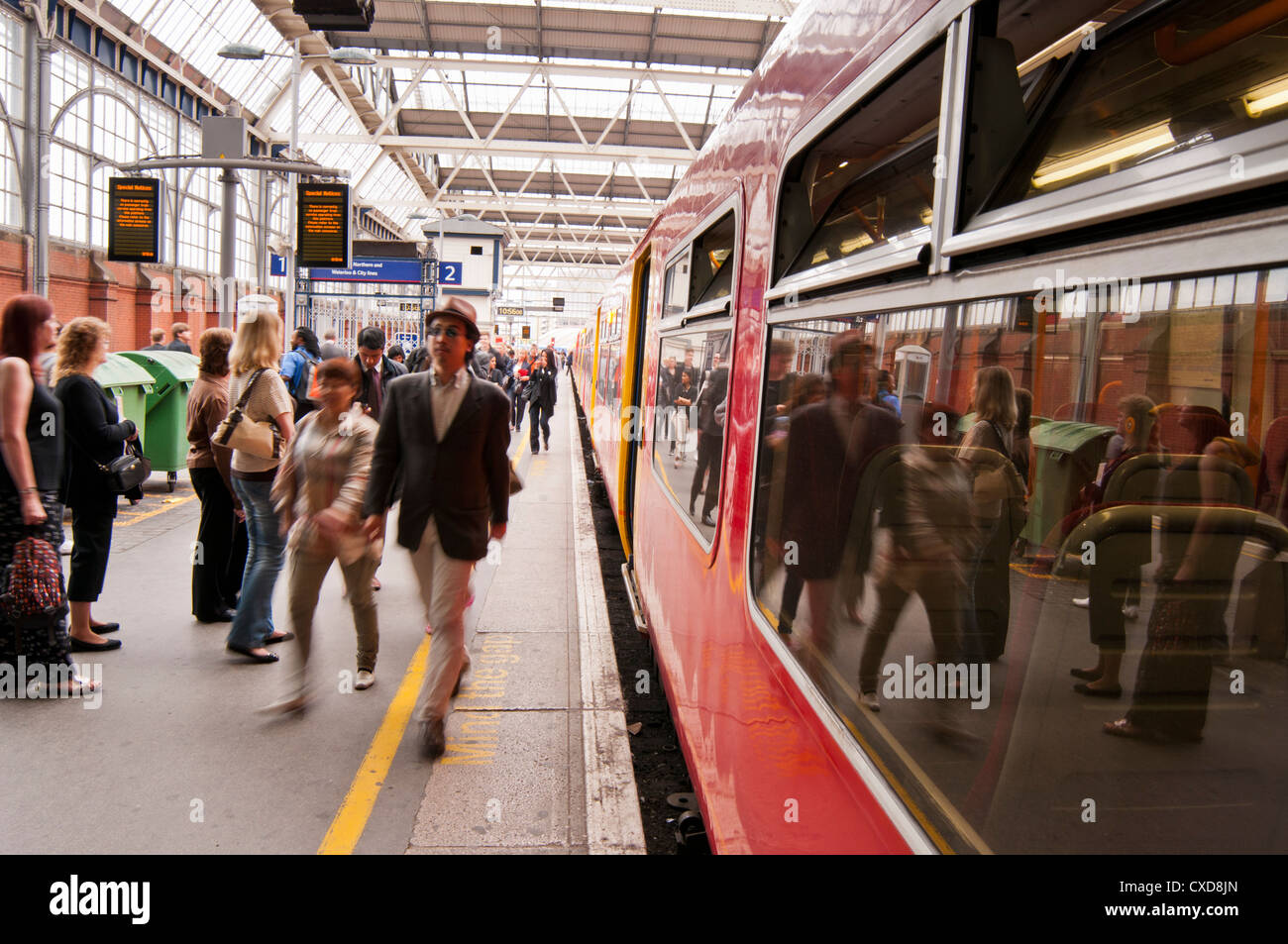 Waterloo Platform Platform at London Waterloo Station, London, UK Stock Photo - Alamy