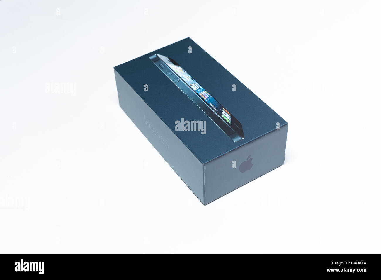 Iphone retail box hi-res stock photography and images - Alamy
