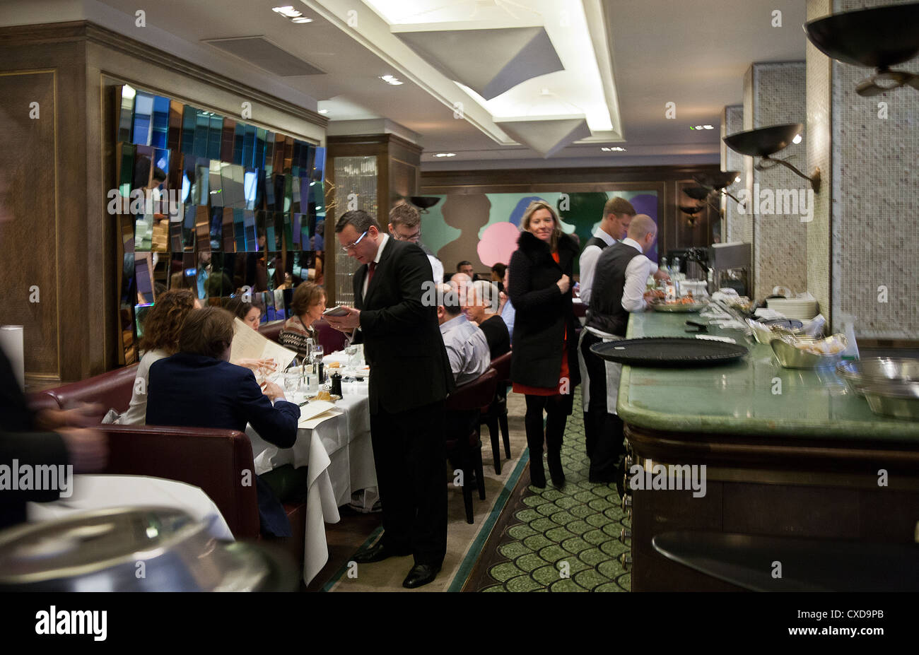 UK, London, the James Bond's places, the Scotts fish restaurant in Mount street Stock Photo