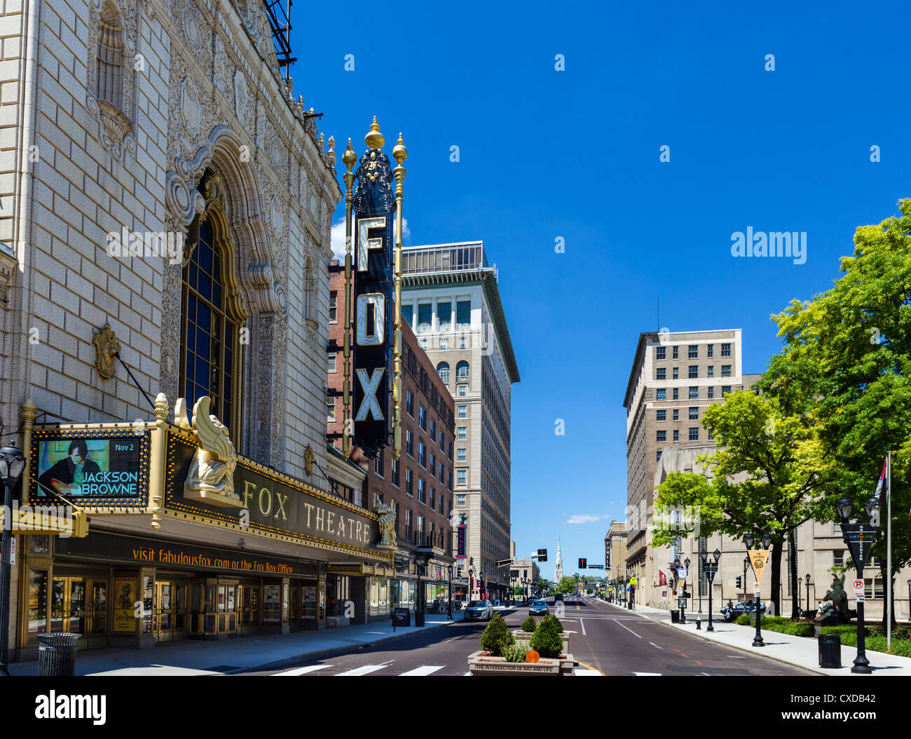 The Fox Theatre on Grand Boulevard in the Grand Center arts district of midtown St Louis, Missouri, USA Stock Photo