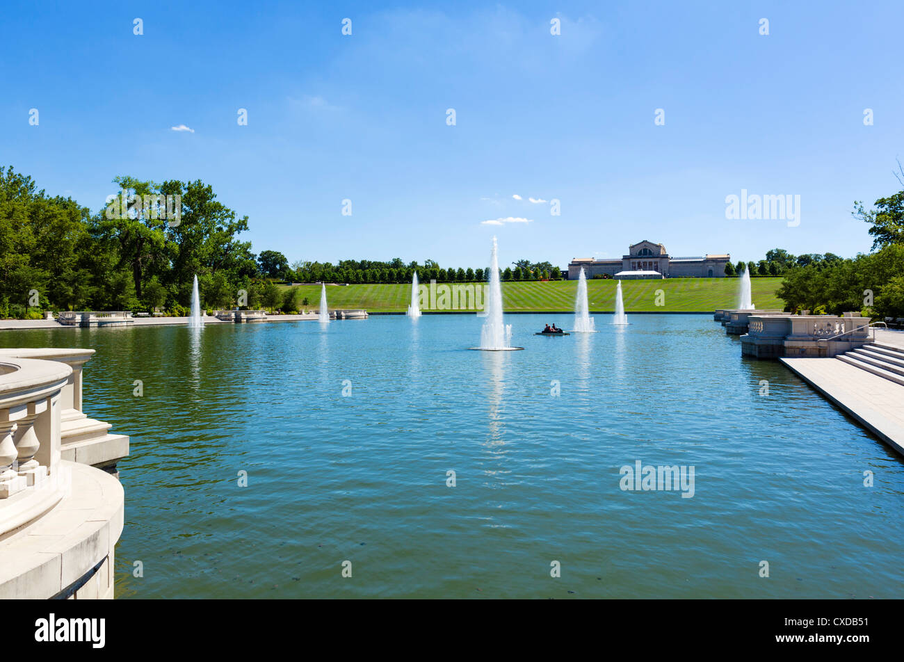 Lake in front of the St Louis Art Museum, Forest Park, St Louis, Missouri, USA Stock Photo