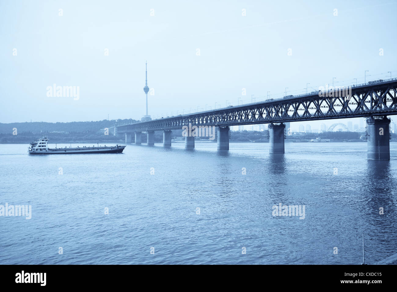 wuhan yangtze river bridge Stock Photo