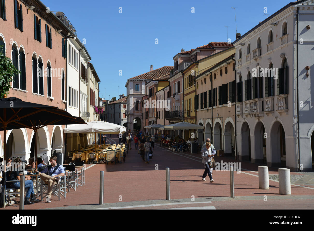 Pedestrianised Via Palazzo, Mestre, Venice, Venice Province, Veneto Region, Italy Stock Photo