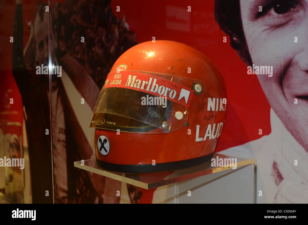 Niki lauda helmet hi-res stock photography and images - Alamy