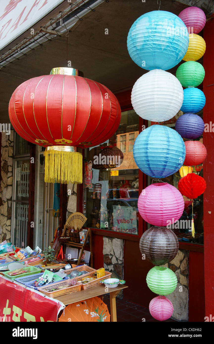 paper lanterns canada