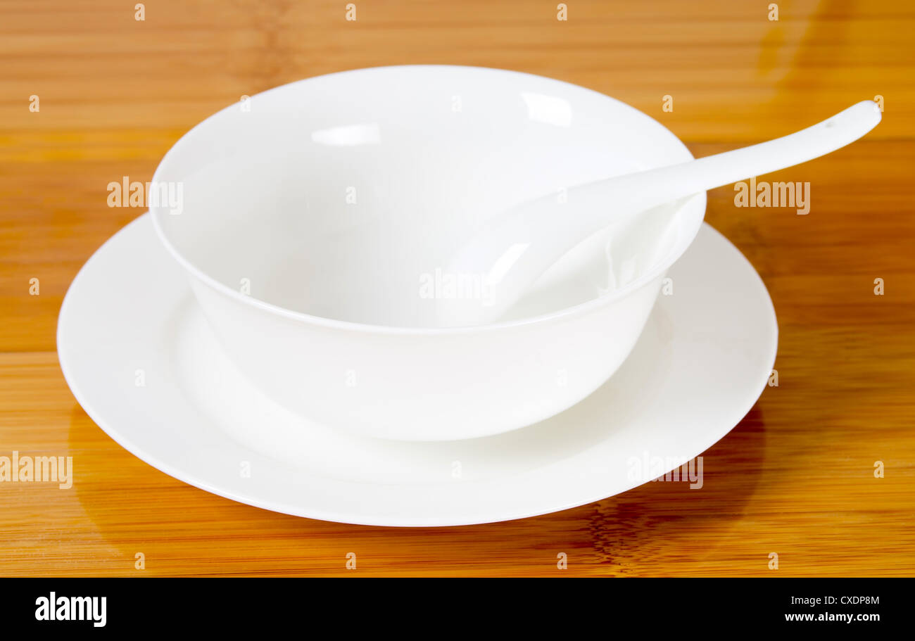 White ceramic bowls and plates Stock Photo Alamy