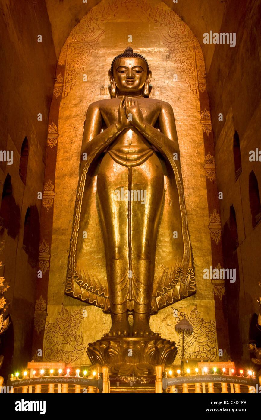 South facing Buddha statue, Ananda Pahto, Bagan (Pagan), Myanmar (Burma), Asia Stock Photo