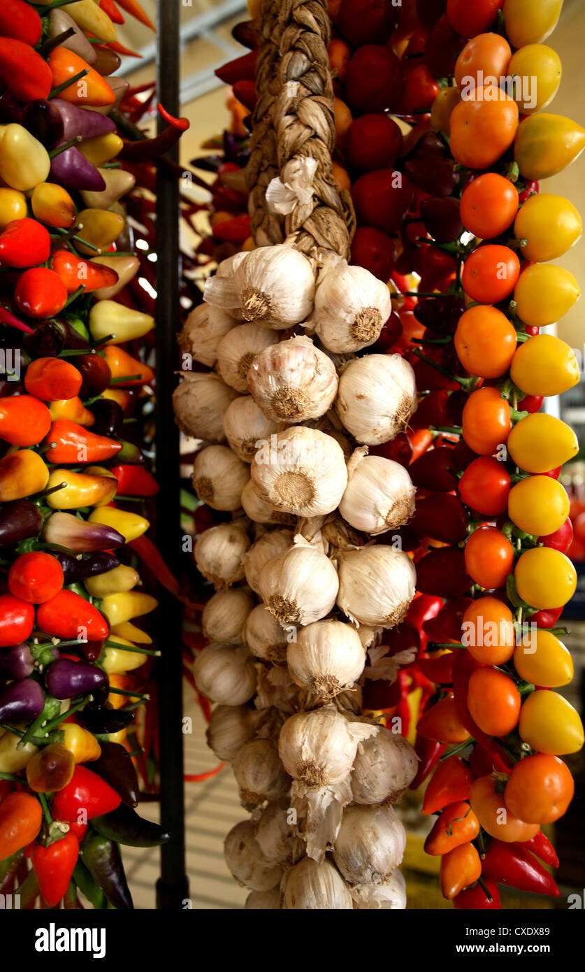 Felanitx, peppers and Knoblauchzoepfe on a market Stock Photo