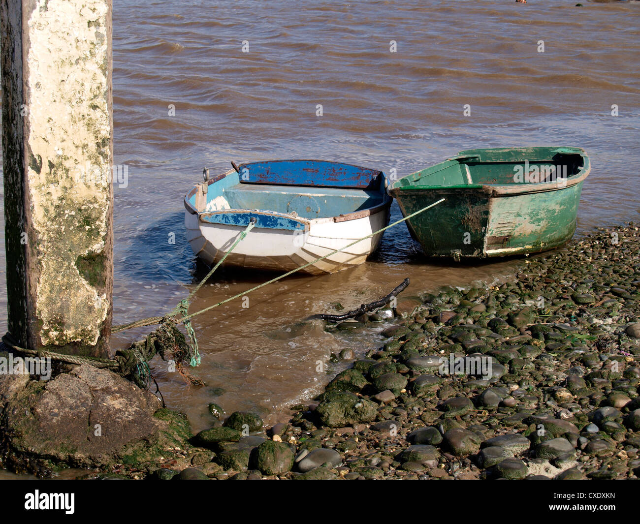 Rowing boats boat hires stock photography and images Alamy