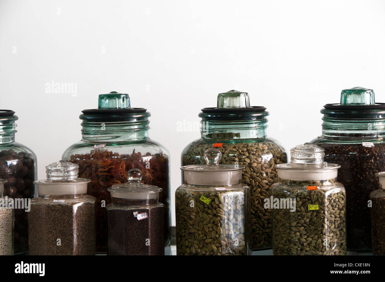 https://c8.alamy.com/comp/CXE18N/spices-in-jars-displayed-at-a-store-in-cochin-CXE18N.jpg