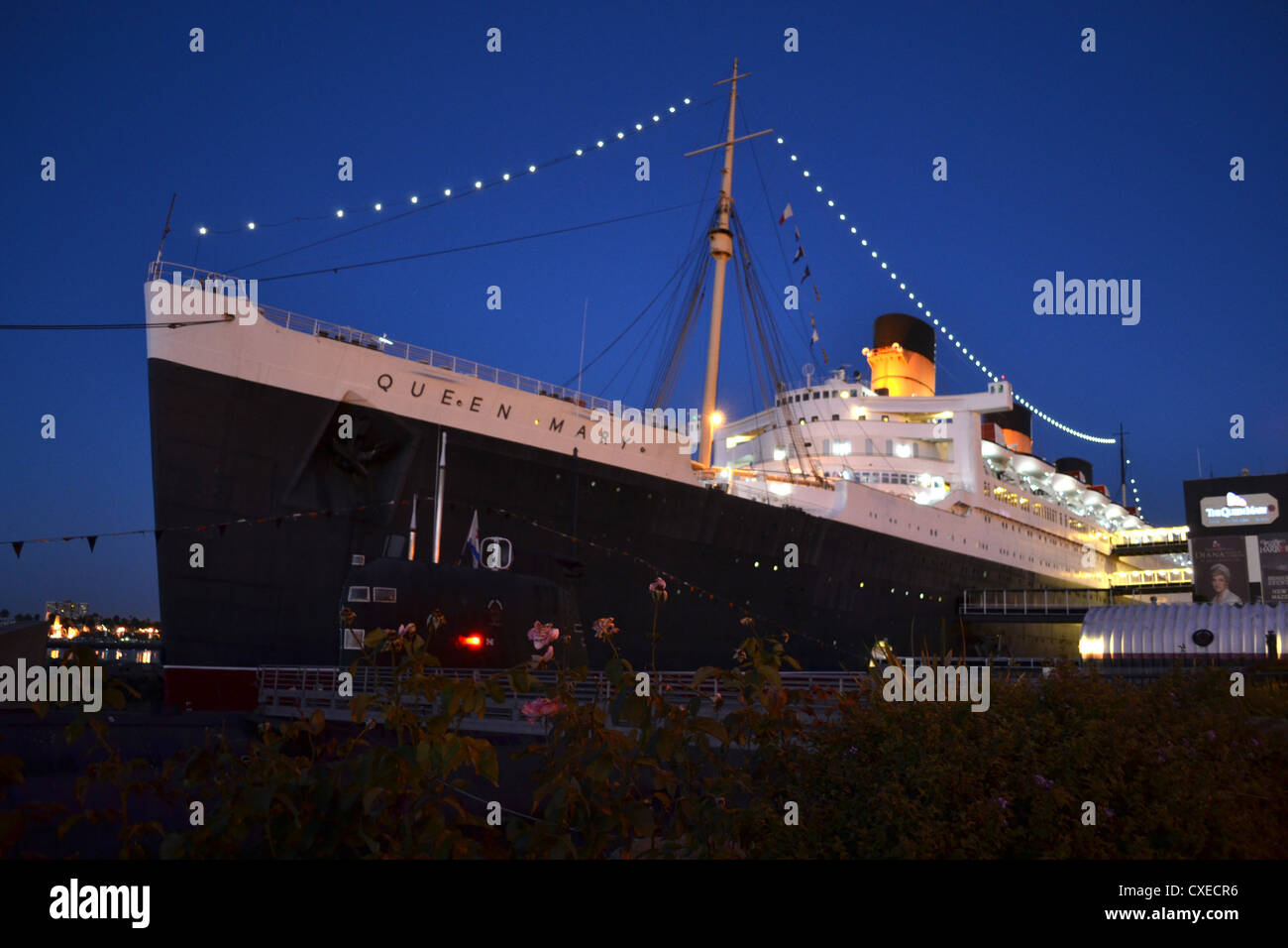 RMS Queen Mary at night, Long Beach, California Stock Photo