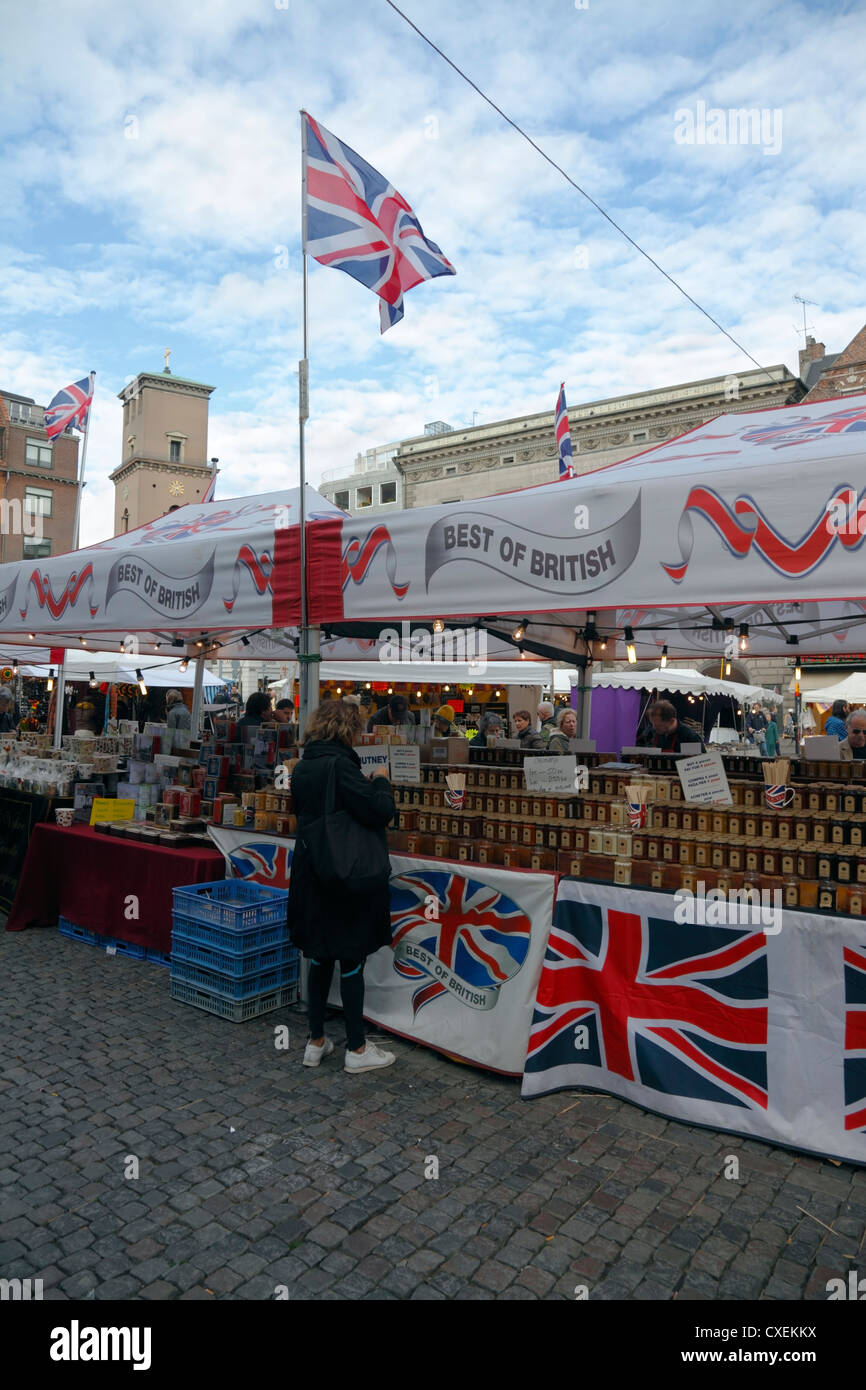 Best of British marketing British foods such as chutney and cheese at Gammeltorv on the pedestrian street Stroeget in Copenhagen Stock Photo