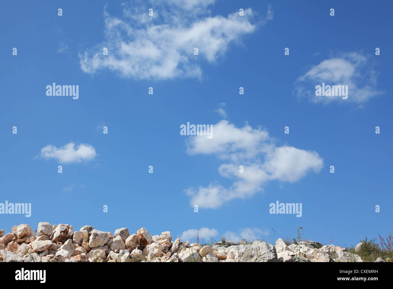 Sun bleached stone hires stock photography and images Alamy