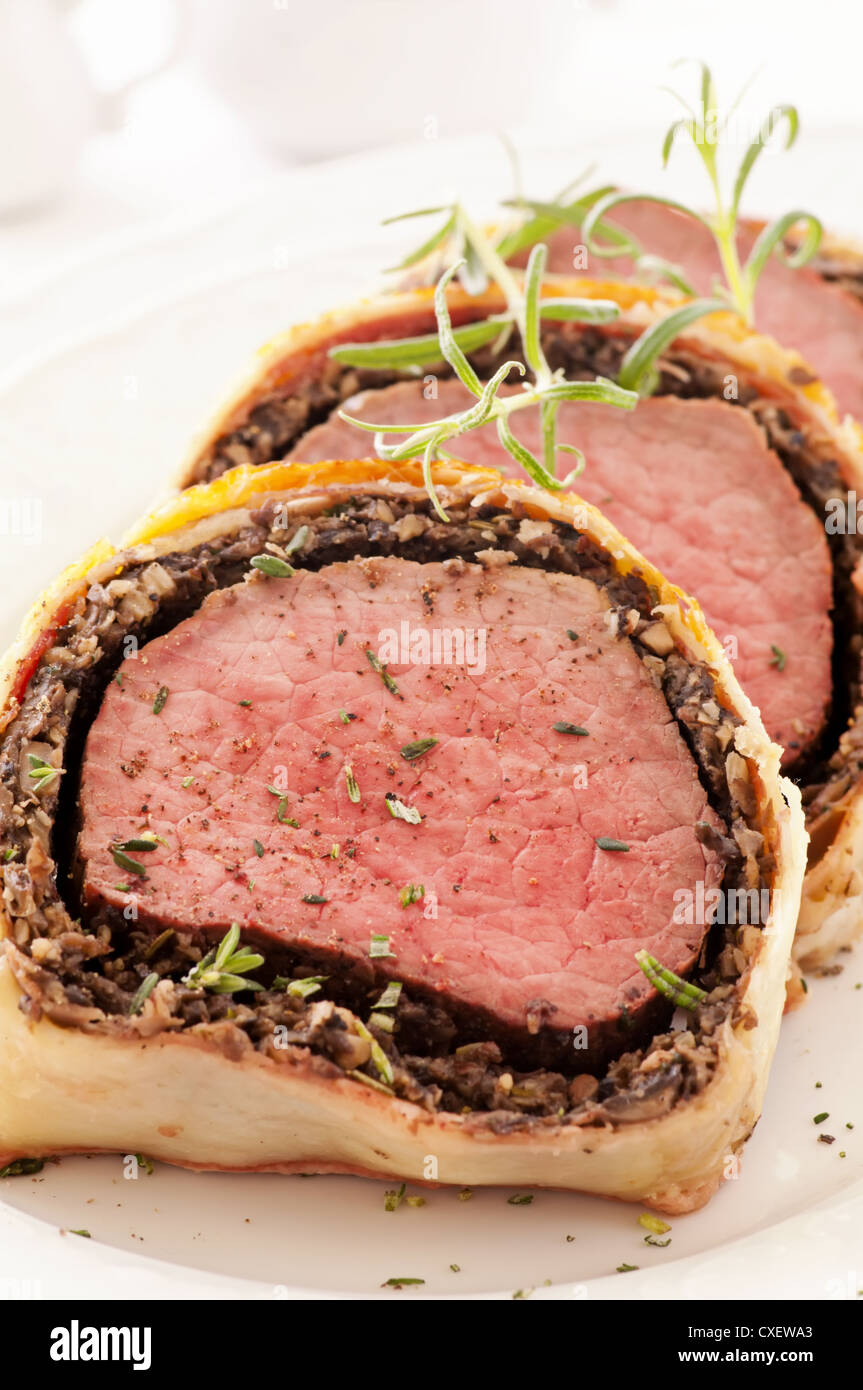 Beef wellington en croute white hires stock photography and images Alamy