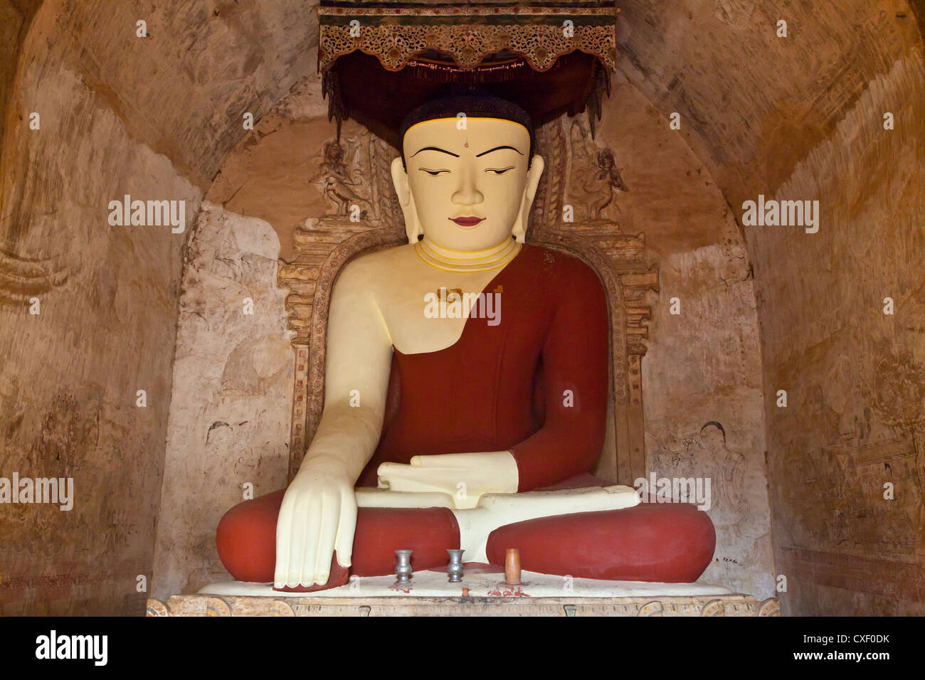 BUDDHA STATUES inside SULAMANI TEMPLE which was built in 1183 by Narapatisithu - BAGAN, MYANMAR Stock Photo