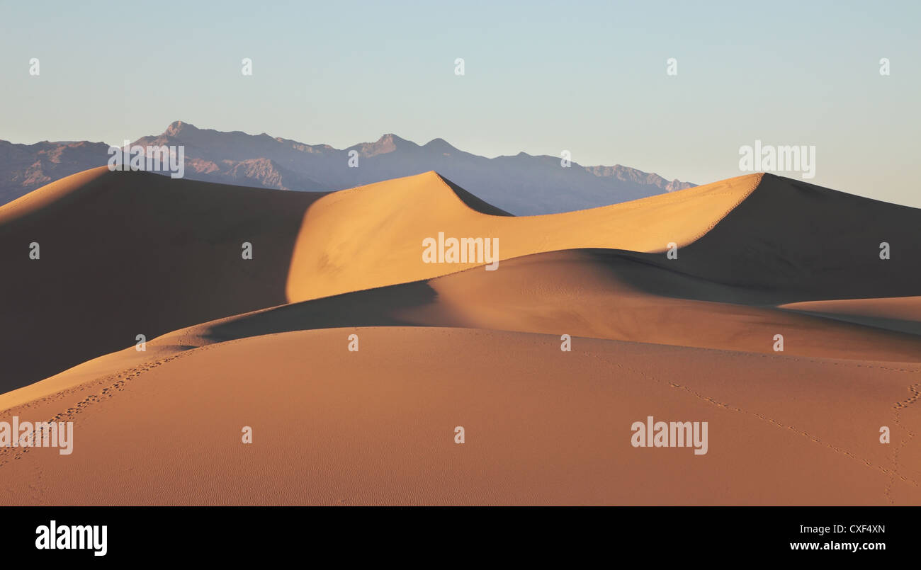Sand dunes geography hi-res stock photography and images - Alamy