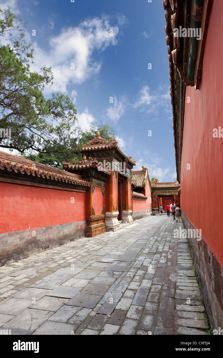 the forbidden city's walls and courtyard Stock Photo