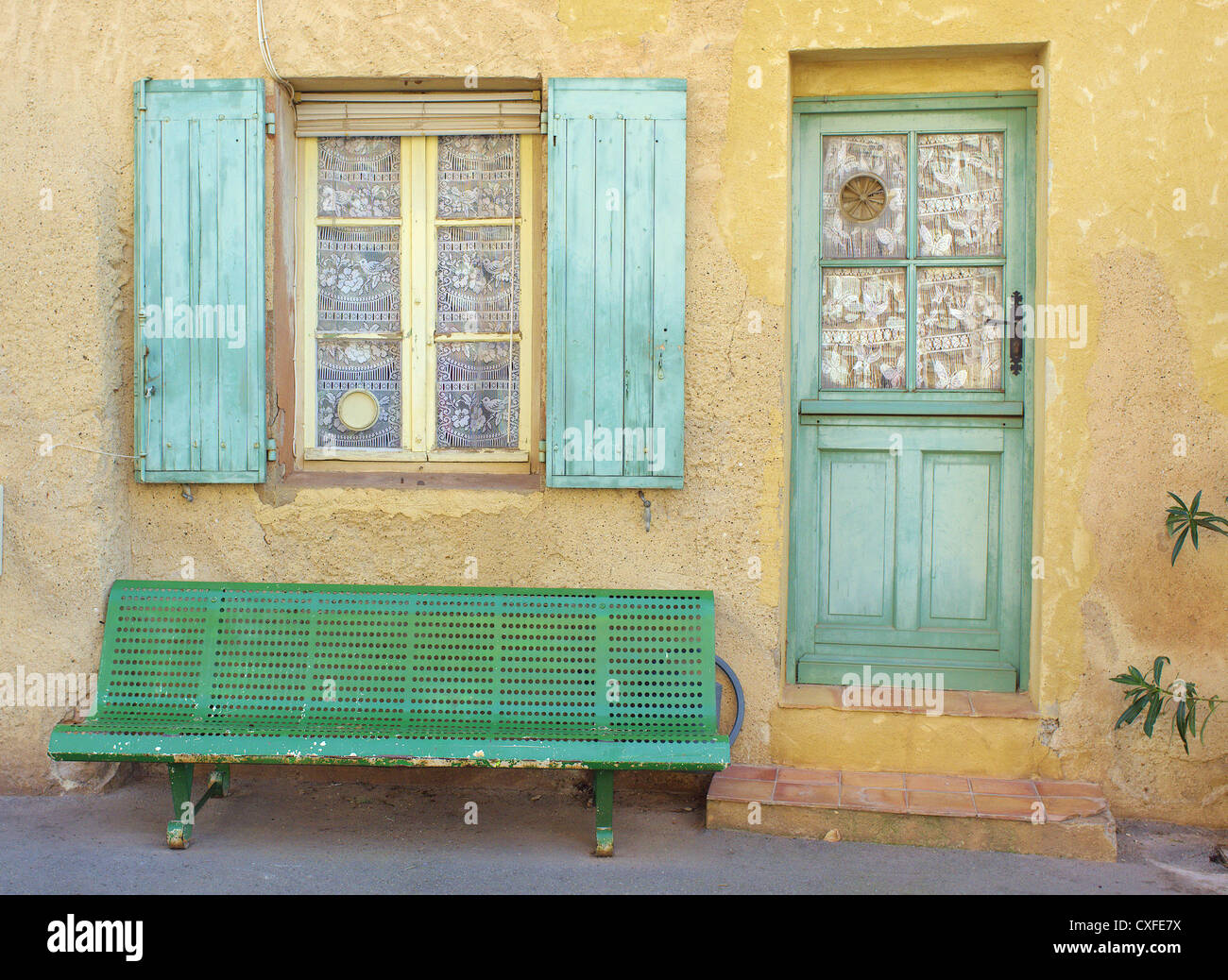 Provencal house quiet safe peaceful Provence France Stock Photo Alamy